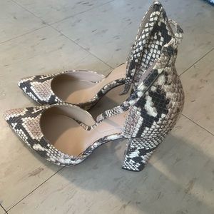 Aldo ~8.5~snake print